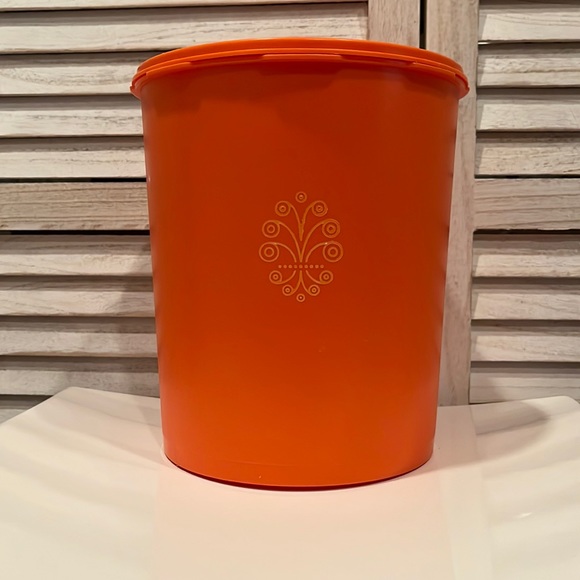 Tupperware Kitchen Large Tupperware Storage Container Flour Poshmark